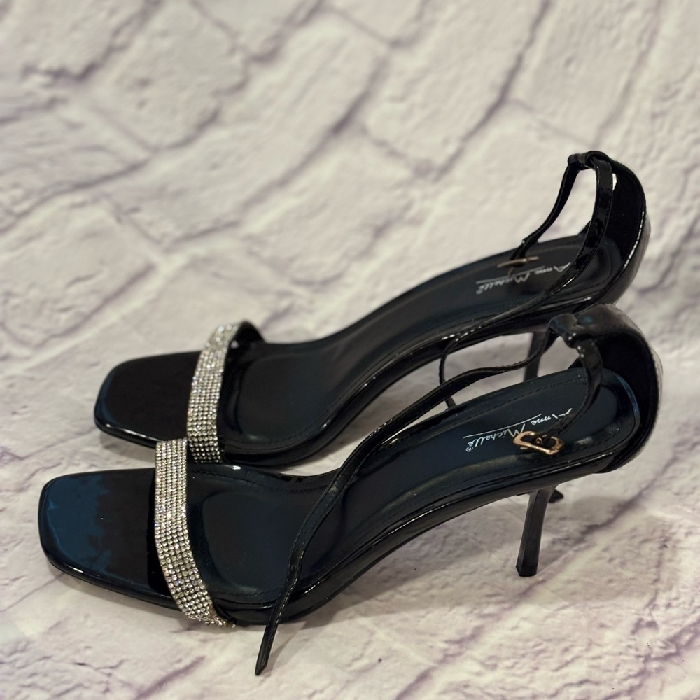 🔵”NWOT” ANNE MICHELLE Black Ankle Strap Heels with Rhinestone Detailing - Picture 3 of 6
